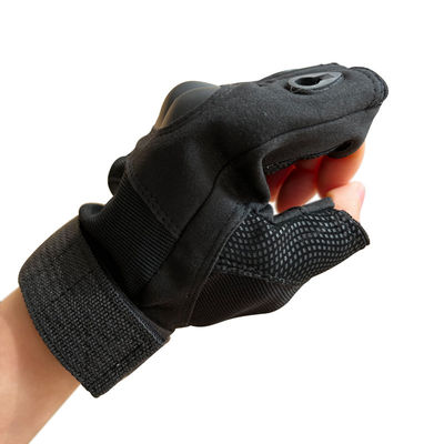 Des gants d'entraînement sur mesure pour la sécurité sur le campus et la protection contre les flammes