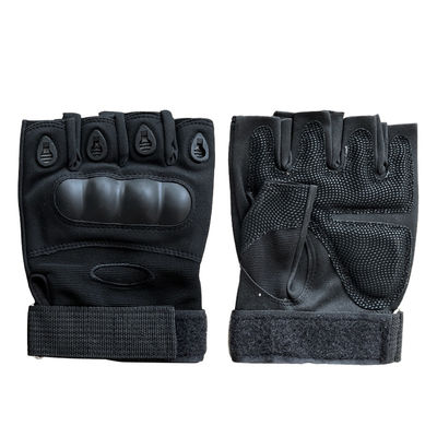 Des gants d'entraînement sur mesure pour la sécurité sur le campus et la protection contre les flammes