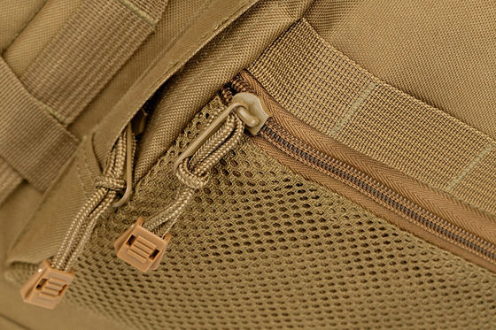 Sac à dos multifonctionnel à grande capacité imperméable à l'eau pour les voyages en plein air et l'alpinisme