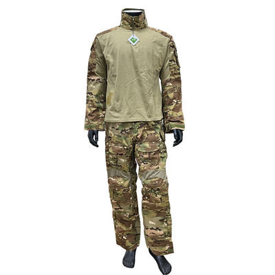 Fonction de protection Costume d'entraînement masculin avec protection de base et conception d'uniforme extérieur