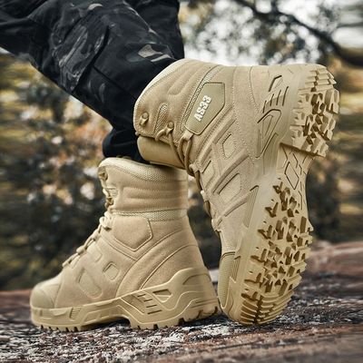 Bottes d'alpinisme à la mode de 1,5 kg par paire pour les aventures en plein air pour hommes