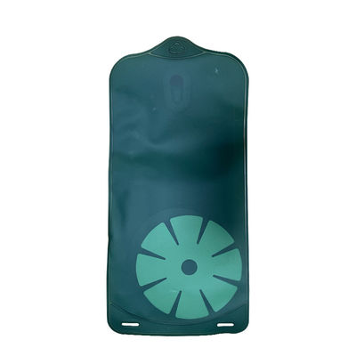 Restez hydraté en déplacement avec notre sac d'eau de 11 pouces, poche fermeture à glissière intérieure incluse.