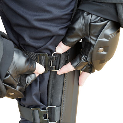 FOX-102Suit antiémeuteSuit de protection pour tout le corps