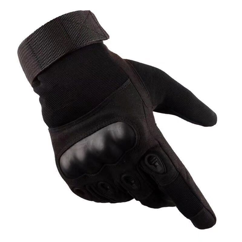 Des gants tactiques imperméables à l'eau pour les amateurs de sport