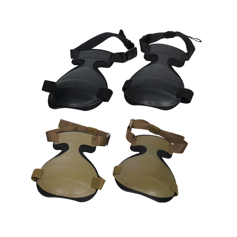 Une paire américaine de genouillons noirs et bruns pour une protection ultime en plein air